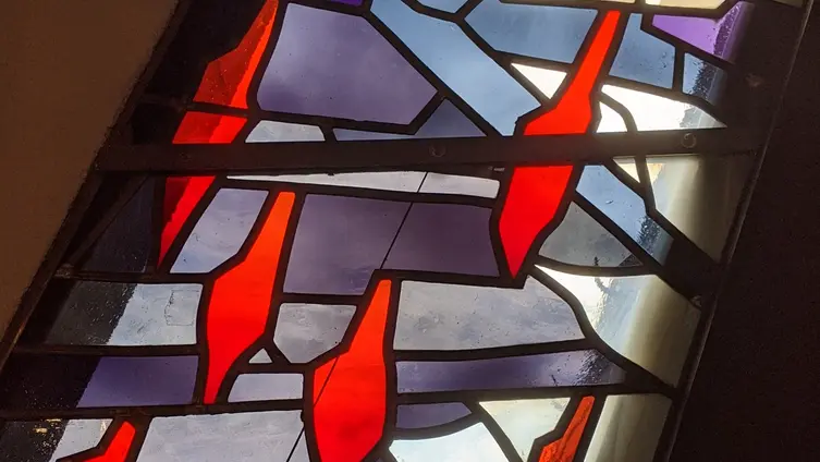 Auferstehungskirche Waldhausen Detail Glasfenster