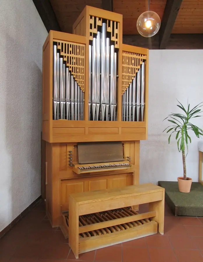 Ott-Orgel im Gemeindehaus Zell