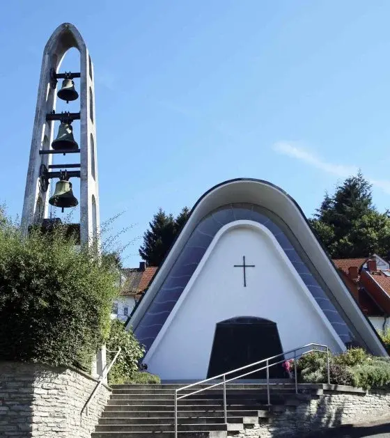 Kirche der Lukasgemeinde in Glashütten