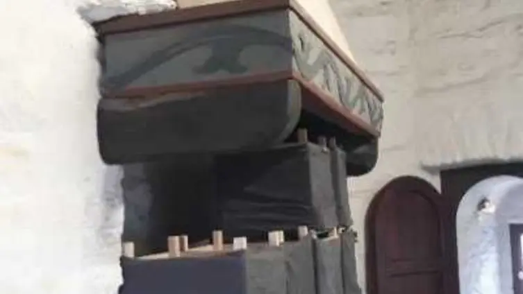 Die Texte und Fotos beruhen auf der "Besonderen Lernleistung - Geschichtsrezeption im digitalen Zeitalter: histocaching" als neue Form der Vergangenheitsbegegnung am Beispiel der Braubacher Barbarakirche." von Tobias Metz.