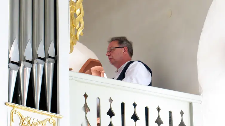 Gottesdienst mit Einführung des neuen Kirchenvorstandes am 12.09.2021 - Manfred Barthel an der Orgel