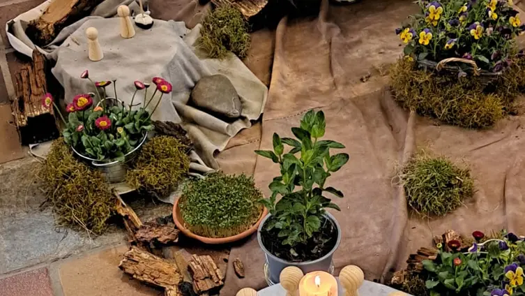 Die Fotos zeigen Ausschnitte des Osterfamiliengottesdienstes in der Barbarakirche.