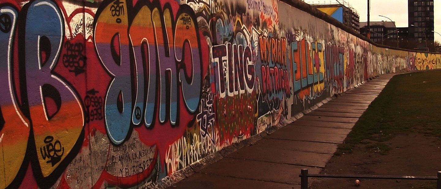 Berliner Mauer mit Grafitti