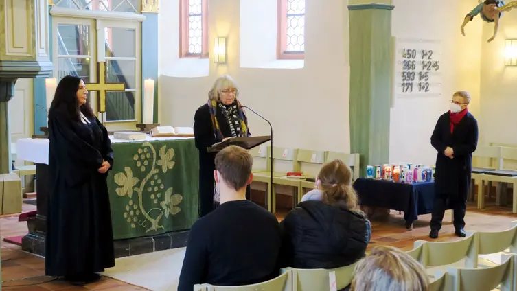 Gottesdienst mit der Vorstellung von Pfarrerin Beate Schwenk