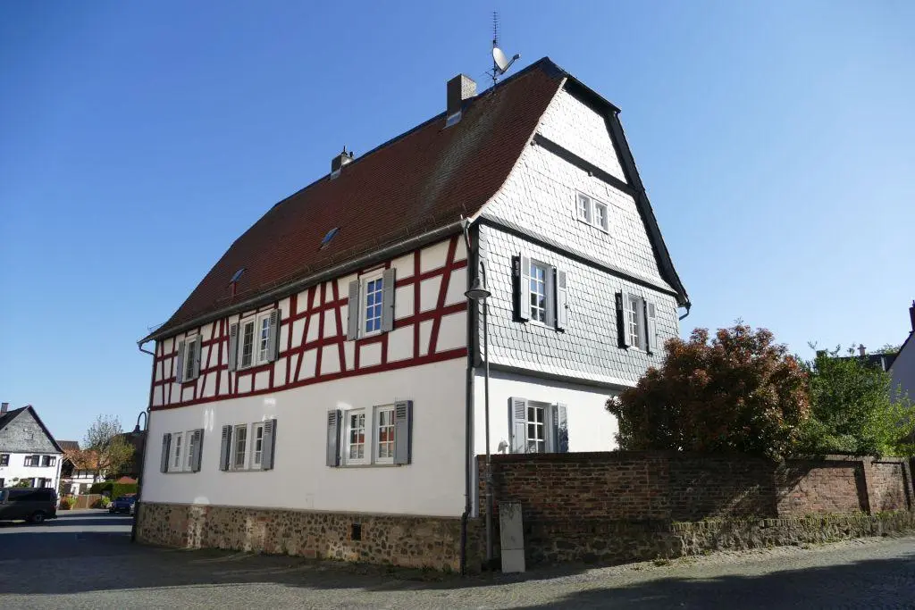 sehr schönes Fachwerkhaus am Kirchplatz