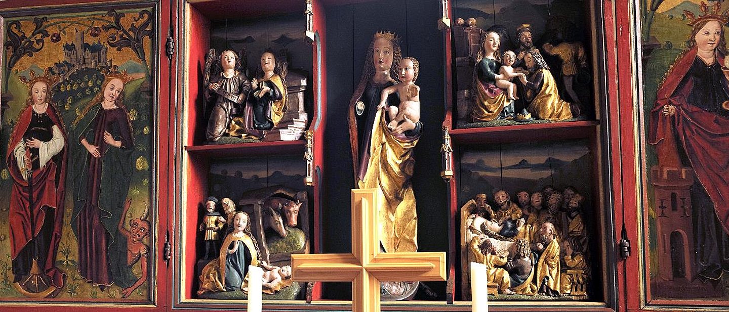 Maria auf der Mondsichel mit dem Jesuskind auf dem Arm