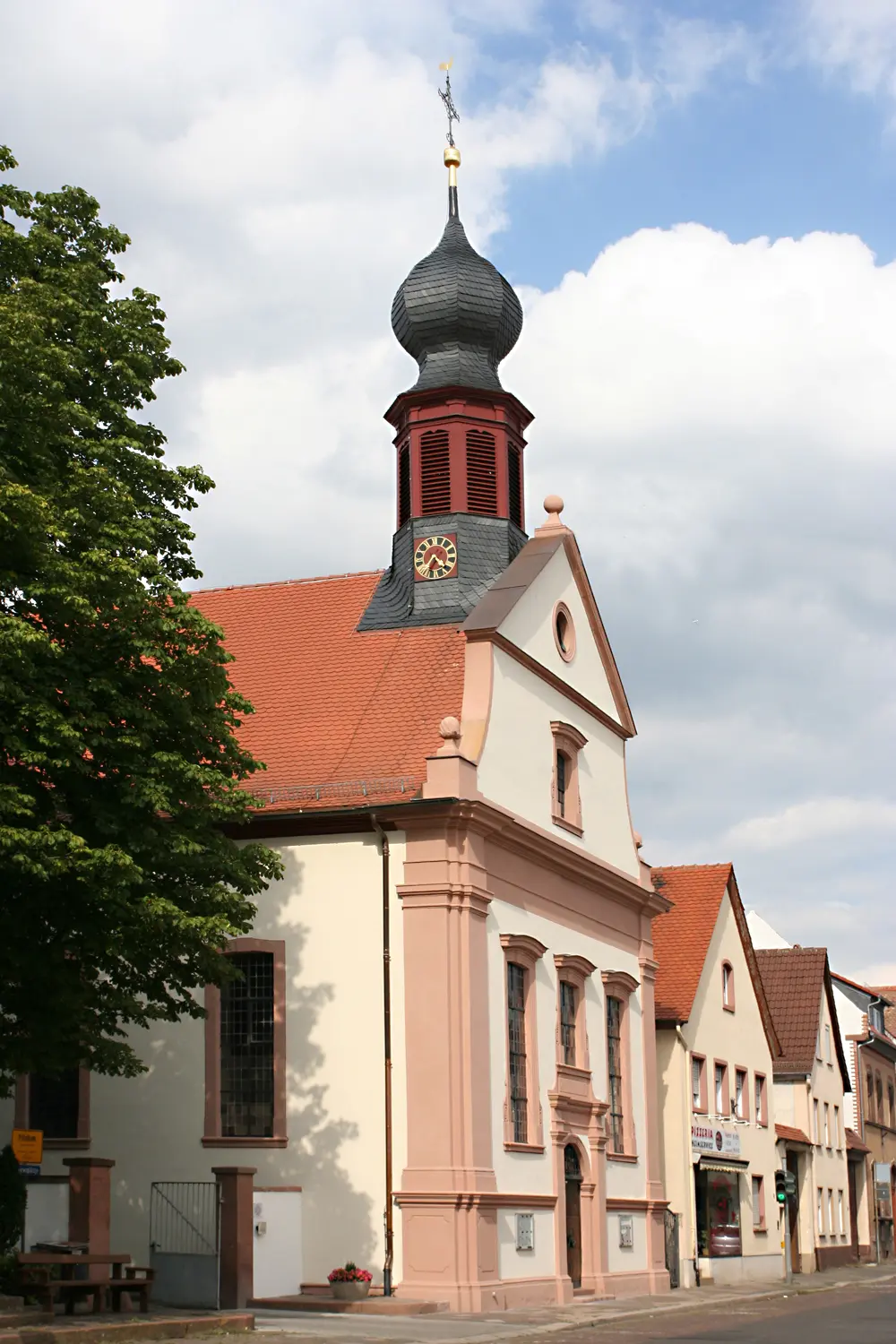 Ansicht der Evangelische Jesus-Christus-Kirche Worms-Pfiffligheim