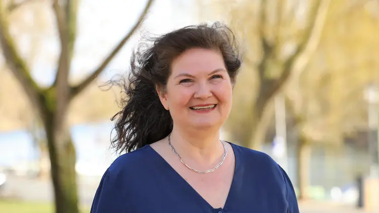 Porträtfoto von Ingrid Komossa