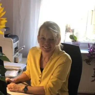 Porträt von der Verwaltungsangestellte Susanne Eckenbach