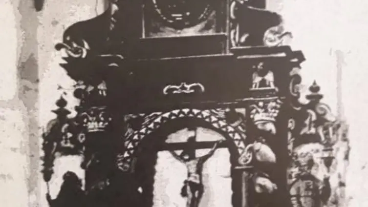 Die Texte und Fotos beruhen auf der "Besonderen Lernleistung - Geschichtsrezeption im digitalen Zeitalter: histocaching" als neue Form der Vergangenheitsbegegnung am Beispiel der Braubacher Barbarakirche." von Tobias Metz.