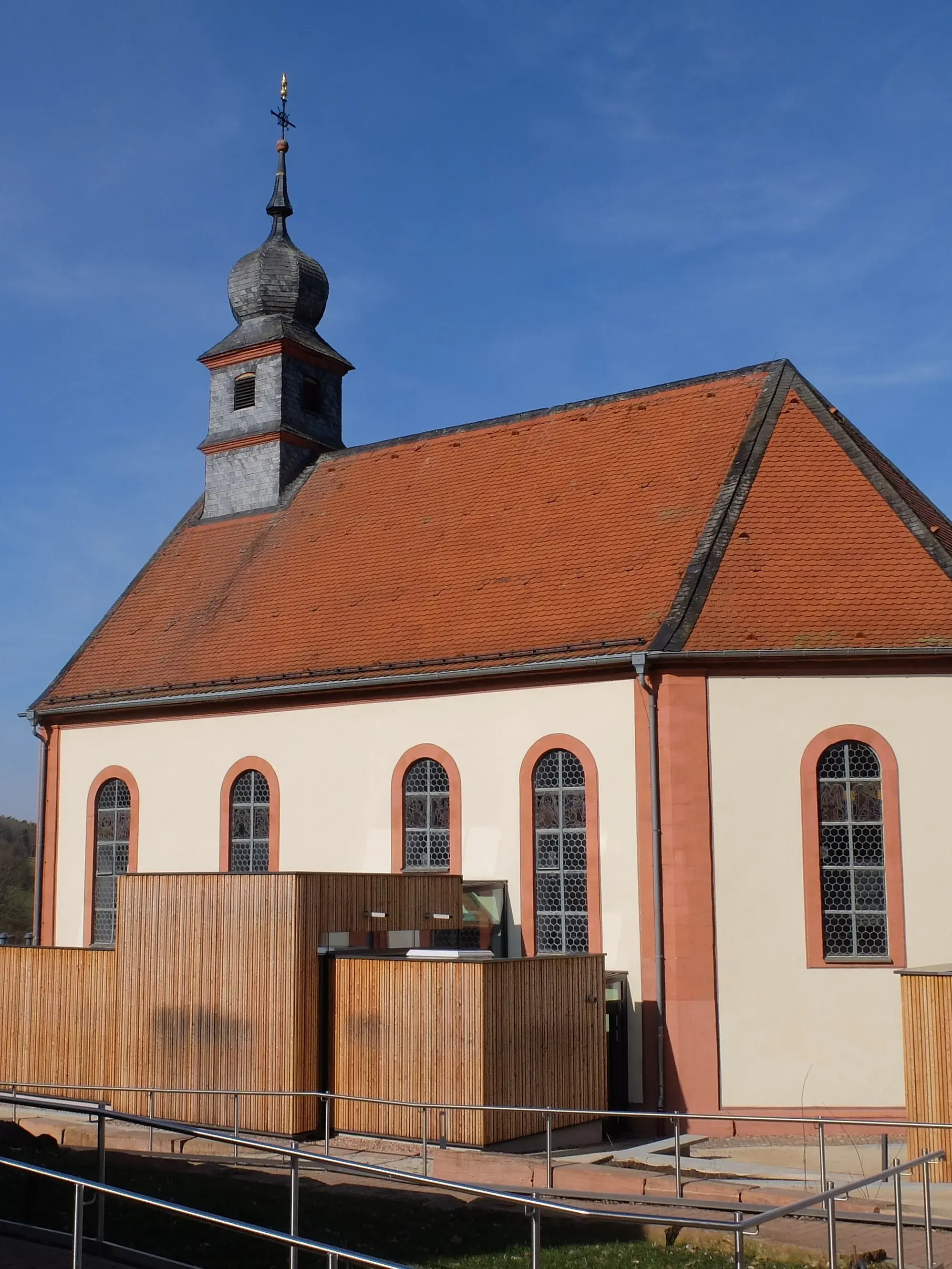 Evangelische Kirche Lützel-Wiebelsbach Evangelische Kirche Lützel-Wiebelsbach in Lützelbach im Odenwaldkreis