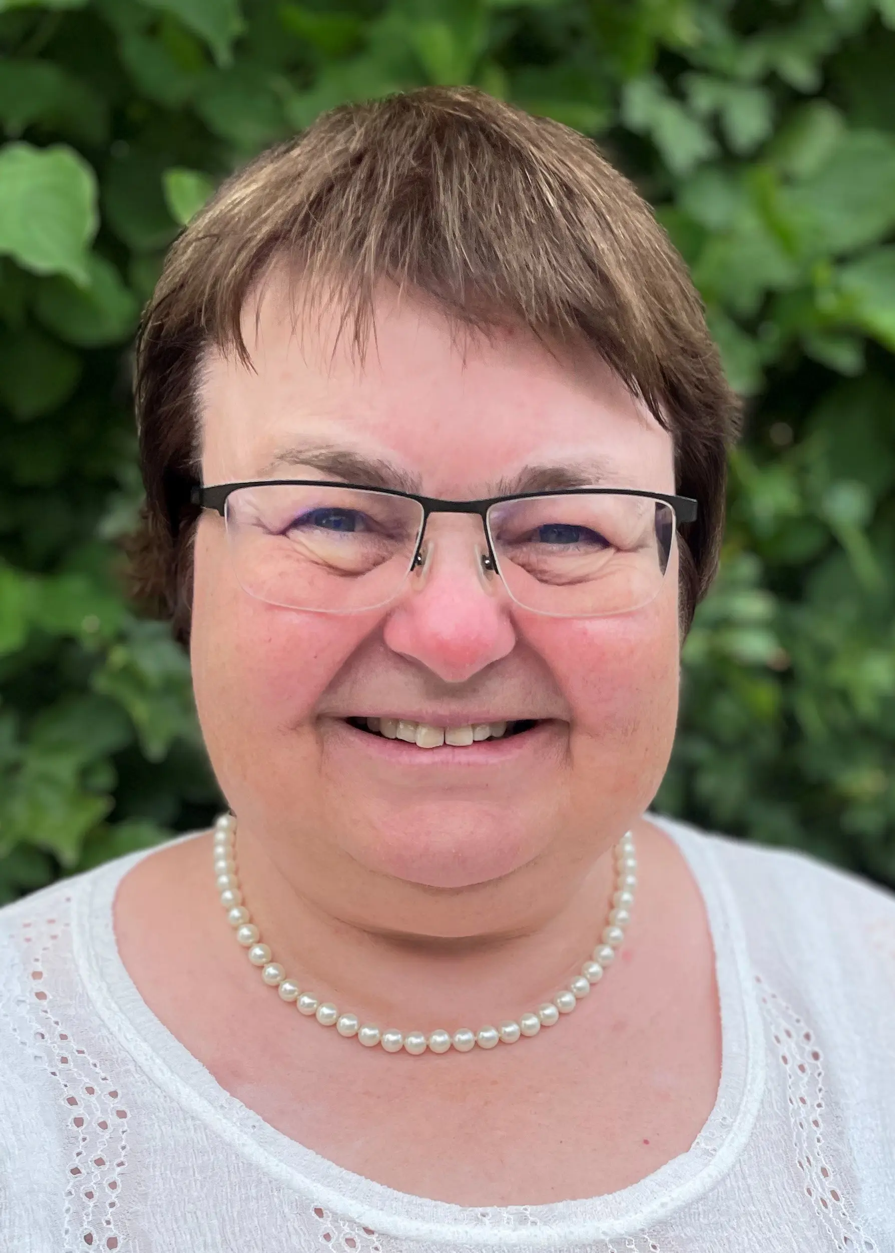 Das Bild zeigt Pfarrerin Elke Becker.