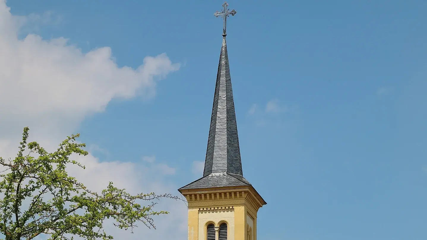 Nieder-Olm Kirchturm