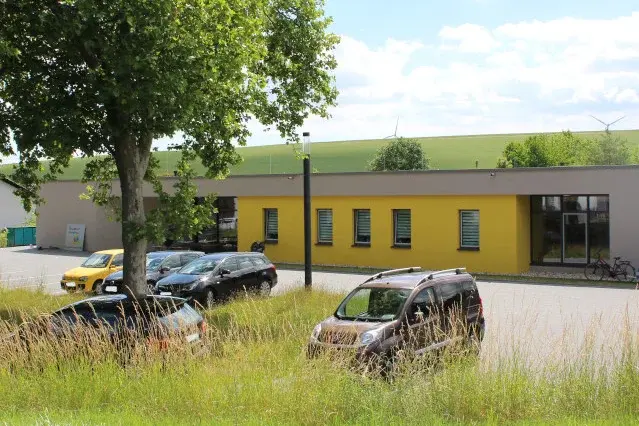Ein neu gebauter Kindergarten in Offenheim
