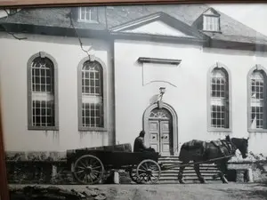 Archivbild der Kubacher Kirche in schwarz-weiß
