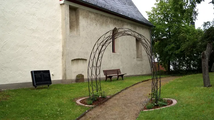 Rosenbogen an der Alten Martinkirche