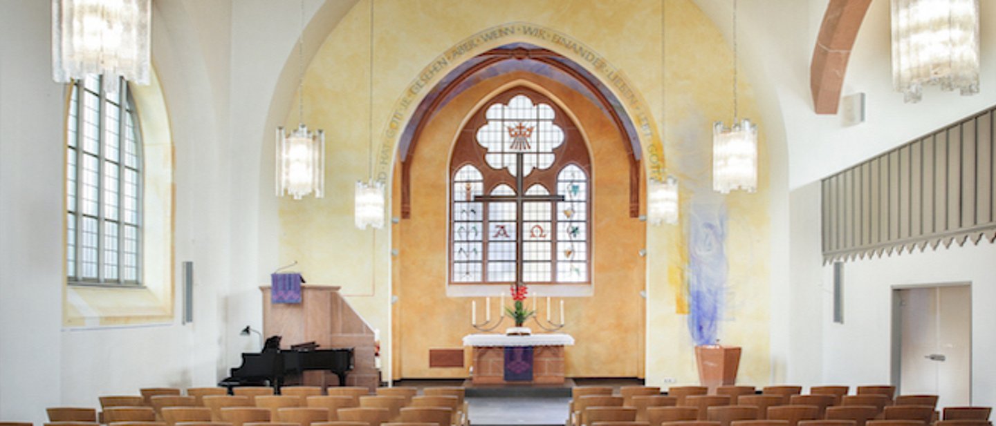 Innenansicht der Gustav-Adolf-Kirche in Bürgel