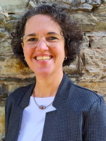 Das Bild zeigt die MGH-Mitarbeiterin Nicole Gettenauer