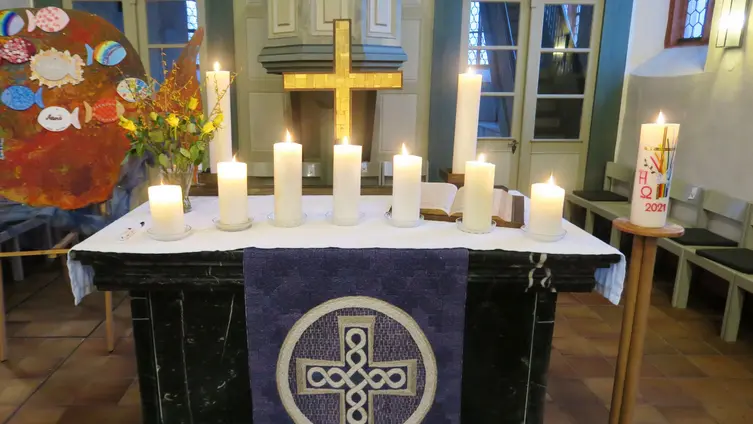 Gottesdienst zum Weltgebetstag - Kerzen am Ende des Gottesdienstes