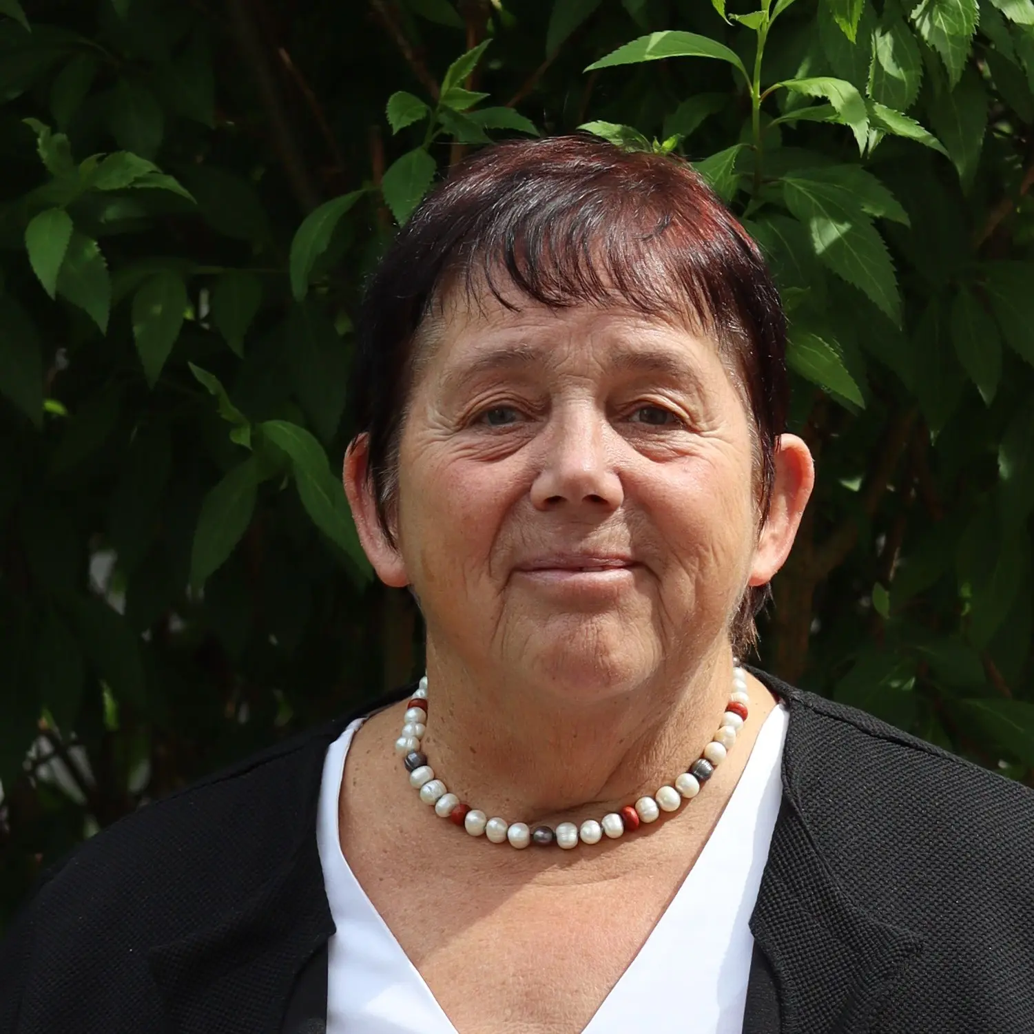 Hannelore Karpouzos