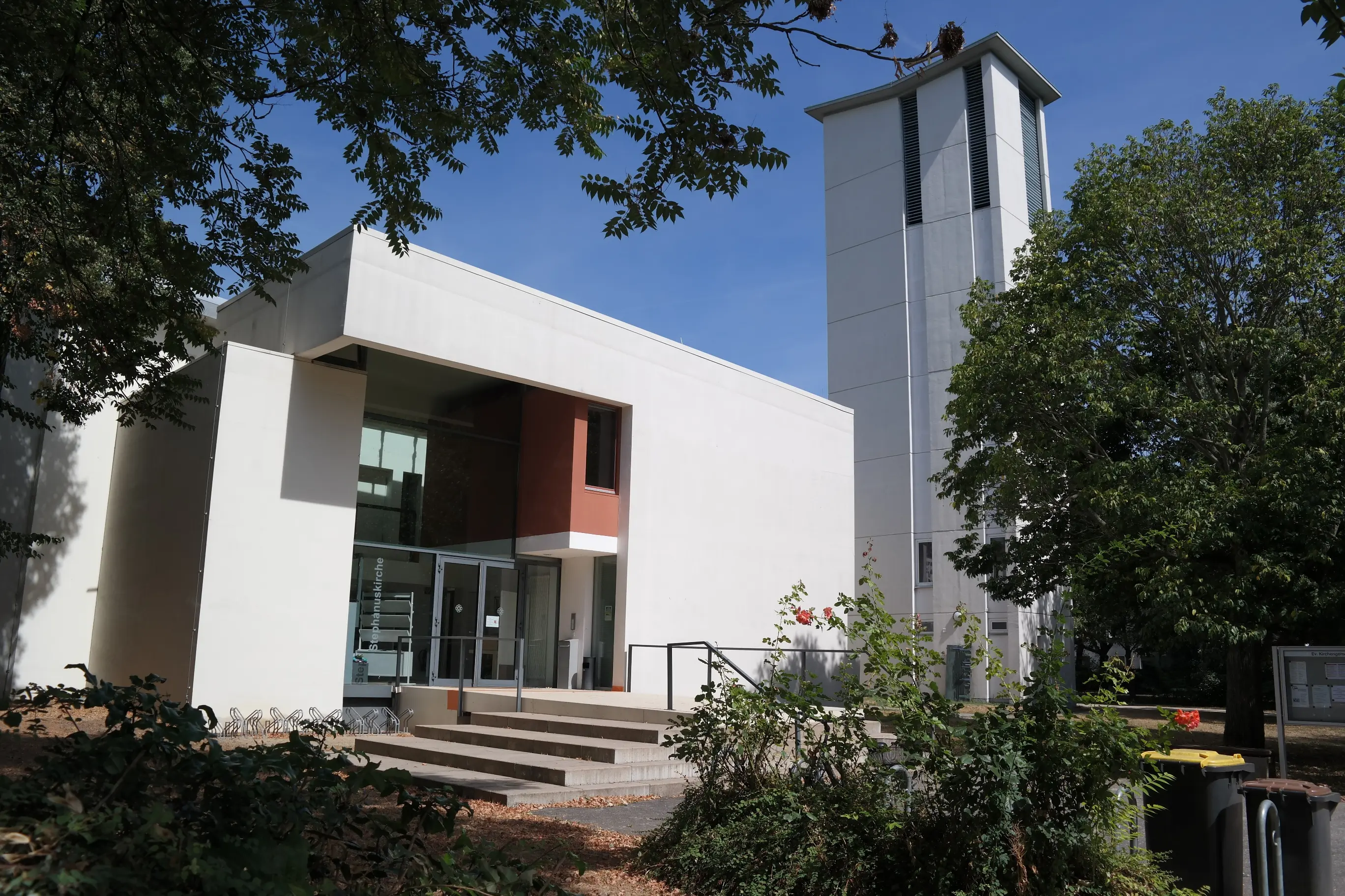 Stephanuskirche_08 außen