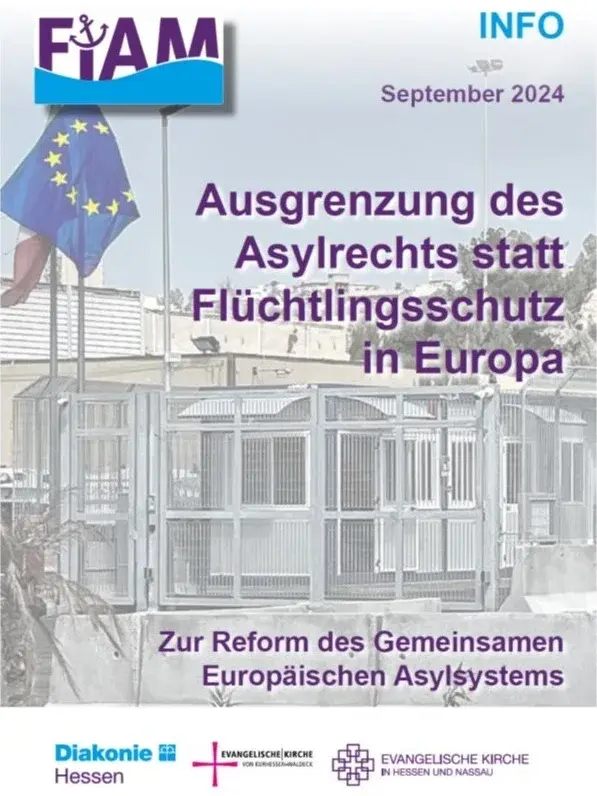 Cover der Broschüre, hinter dem Titel ist ein Flüchtlingslager mit Stacheldraht und Europaflagge zu sehen