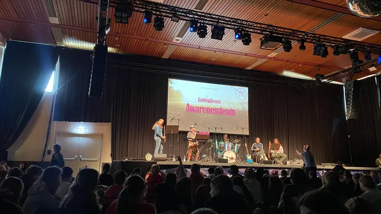 Jugendgottesdienst Samstag Stadthalle