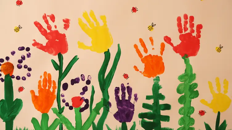 Wandbild mit Handabdrücken
