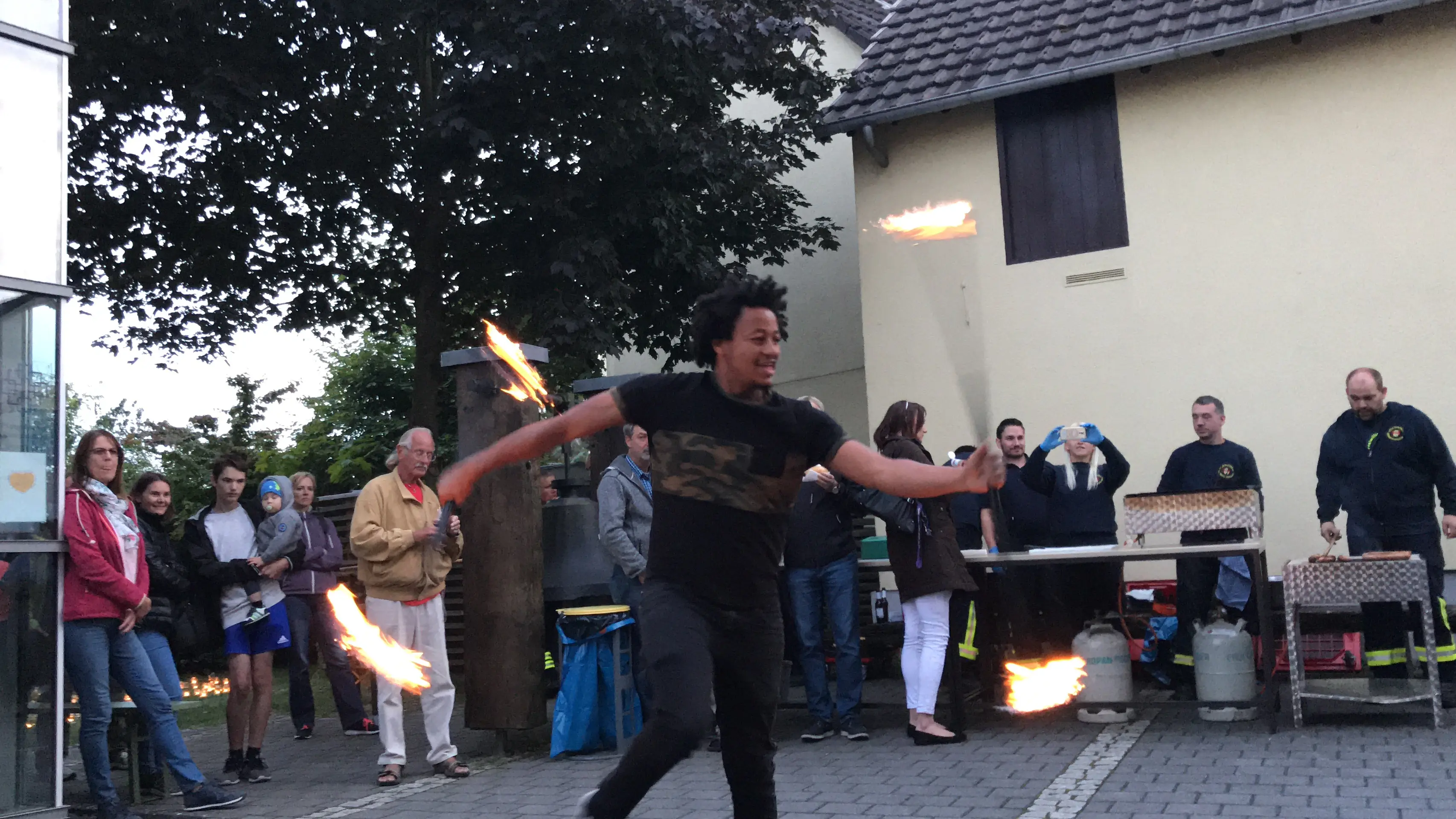 Feuerkünstler Fitsum