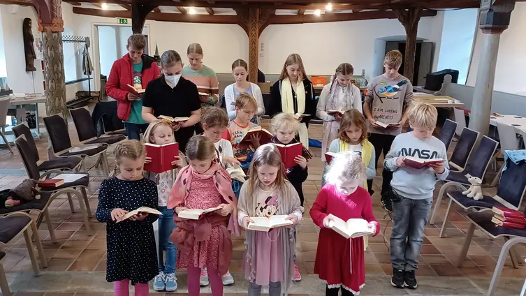 Fotos von den Aktivitäten des Kindergottesdienstes!