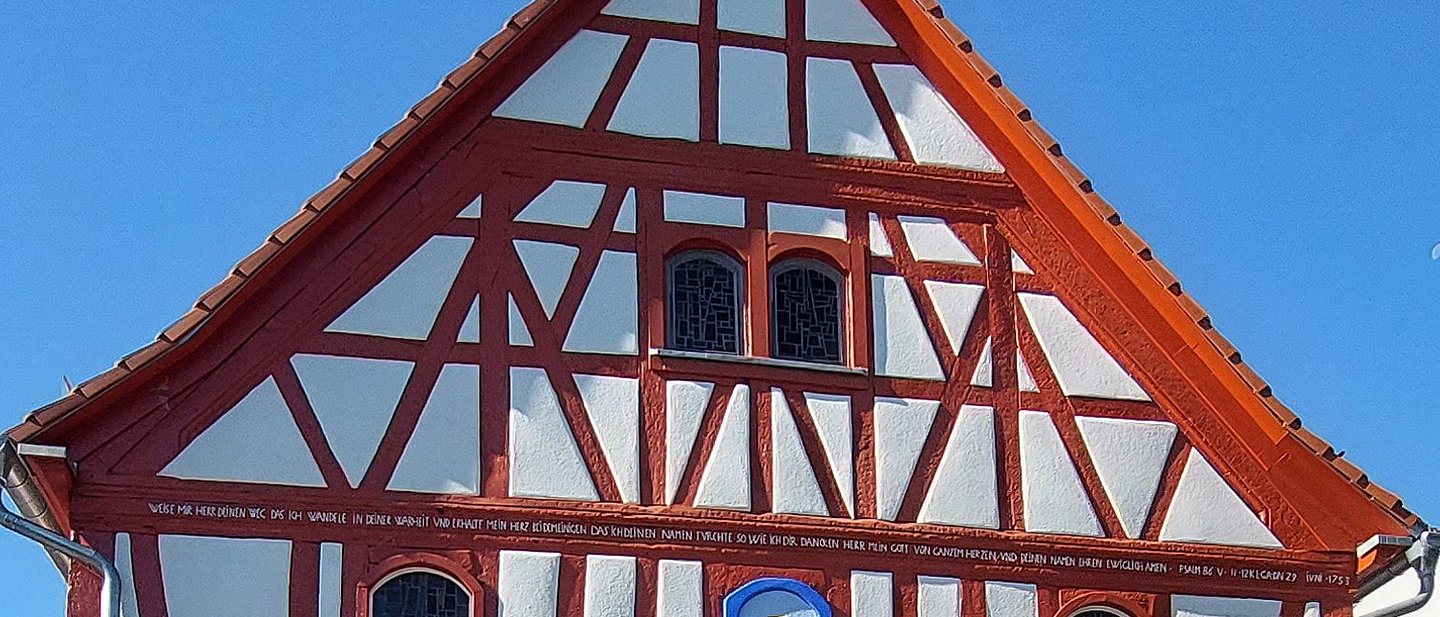 Vorder-Ansicht der Klein-Gerauer Kirche