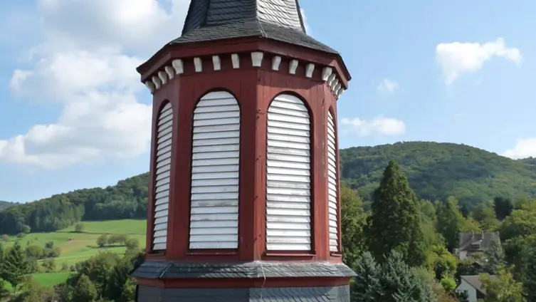 St. Anna: Dachreiter (Glockenturm)