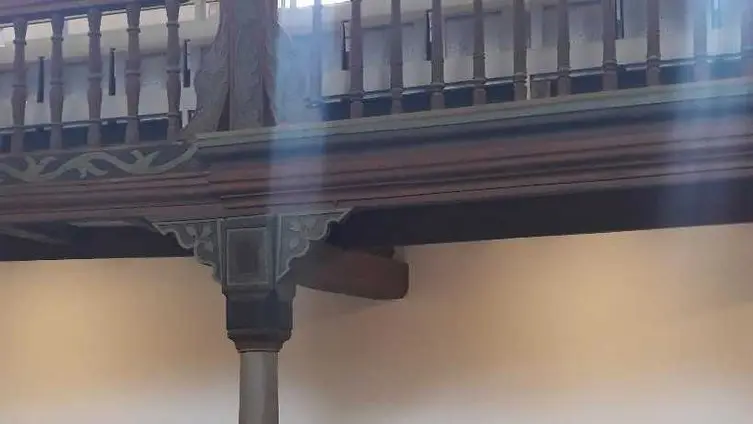 Die Texte und Fotos beruhen auf der "Besonderen Lernleistung - Geschichtsrezeption im digitalen Zeitalter: histocaching" als neue Form der Vergangenheitsbegegnung am Beispiel der Braubacher Barbarakirche." von Tobias Metz.